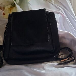 LOW START !!! Perlina leather backpack